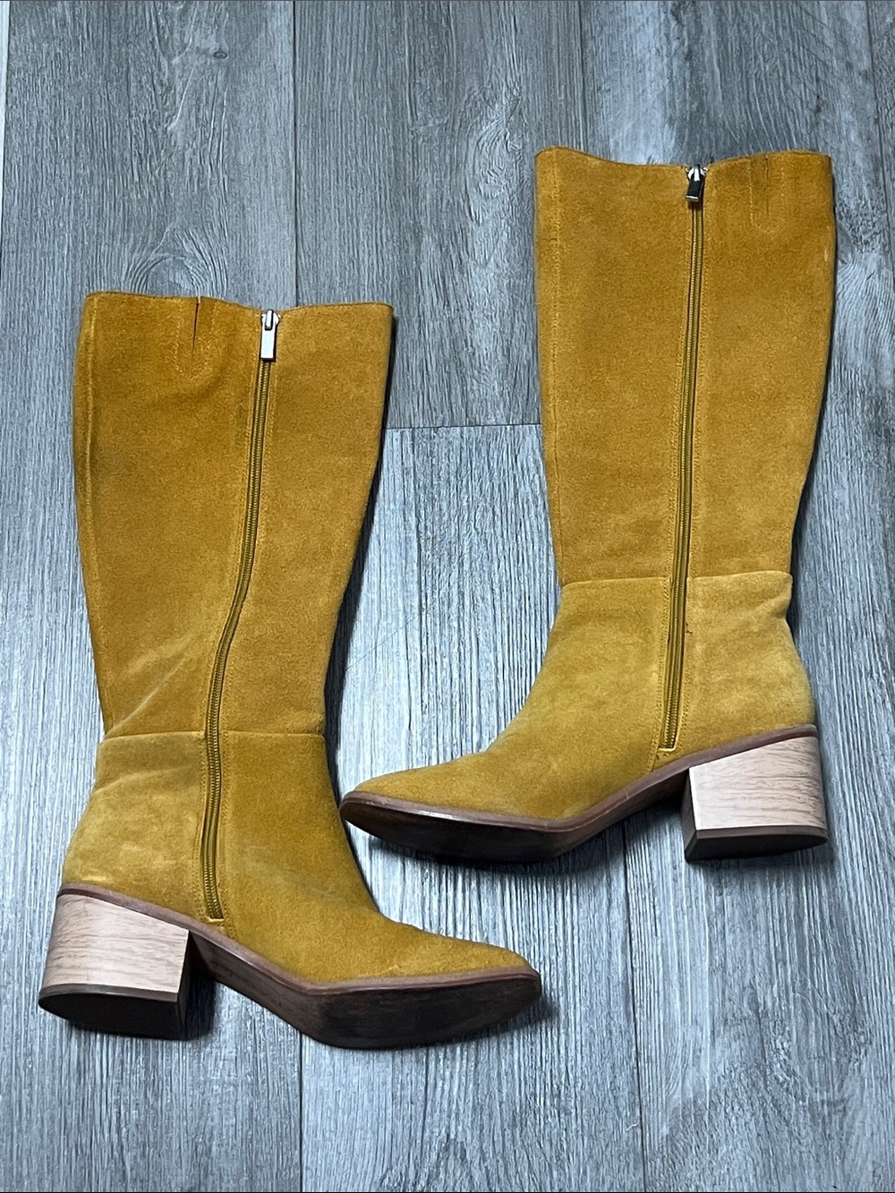 Splendid woman’s boots/ mustard yellow / size 8.5